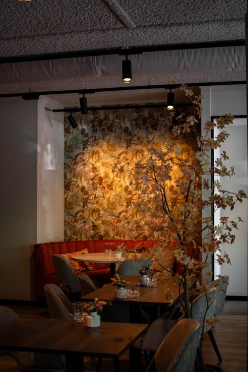 Sfeer in het restaurant in budel